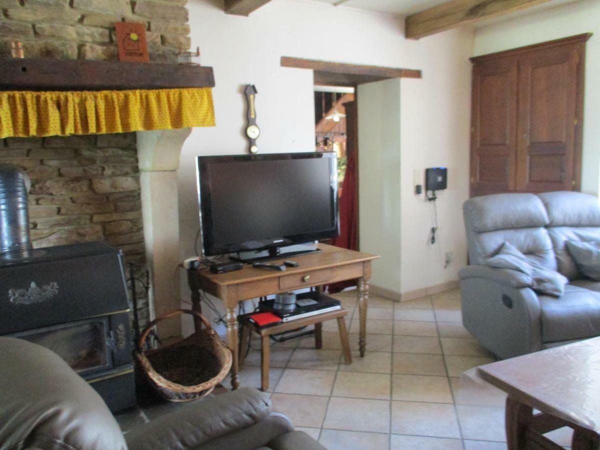 Larondefauchee Guest House Bleid Bagian luar foto
